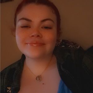 Meet your Posher, Kira